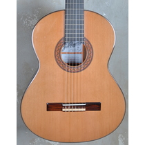 Jose Ramirez R1 Spanish Made Classic Guitar GUCLRAM-02391
