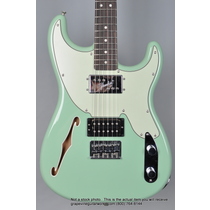 Pawn Shop&trade; Fender&reg; &rsquo;72 Stratocaster Electric Guitar T011813